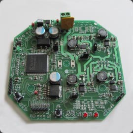Board FPGA avec RS232, DAC et 4 sorties PWM indépendantes pour LED RGBW. Board FPGA avec RS232, DAC et 4 sorties PWM indépendantes pour LED RGBW.